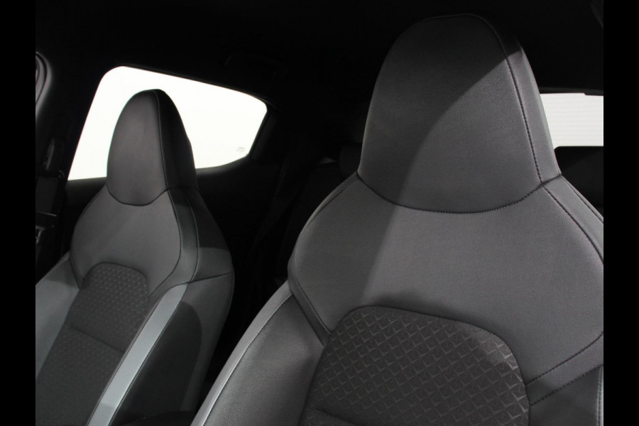 Nissan Juke 1.0 DIG-T N-Connecta Climate control Cruise control Achteruitrijcamera Keyless Navigatie LED Verwarmde voorstoelen Verwarmd stuurwiel Parkeersensoren Apple Carplay/ Android Auto