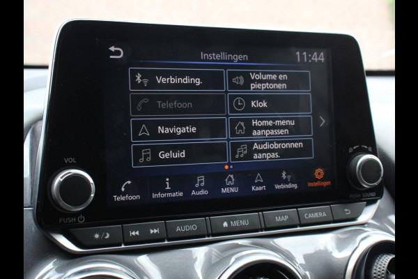 Nissan Juke 1.0 DIG-T N-Connecta Climate control Cruise control Achteruitrijcamera Keyless Navigatie LED Verwarmde voorstoelen Verwarmd stuurwiel Parkeersensoren Apple Carplay/ Android Auto