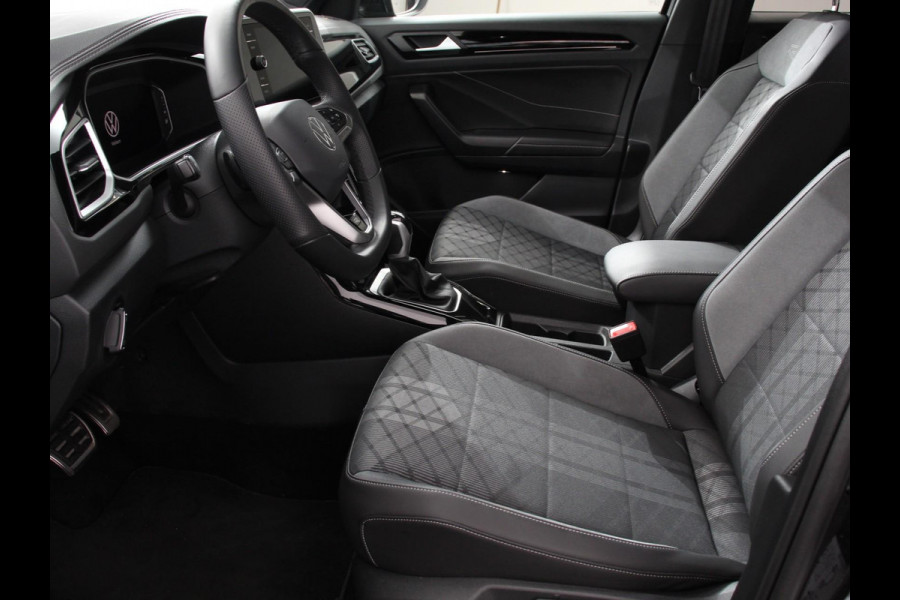 Volkswagen T-Roc 1.5 TSI DSG R-Line Climate control | Adaptieve cruise control | LED | Navigatie | Achteruitrijcamera | Parkeersensoren | Apple Carplay/ Android Auto | Radio