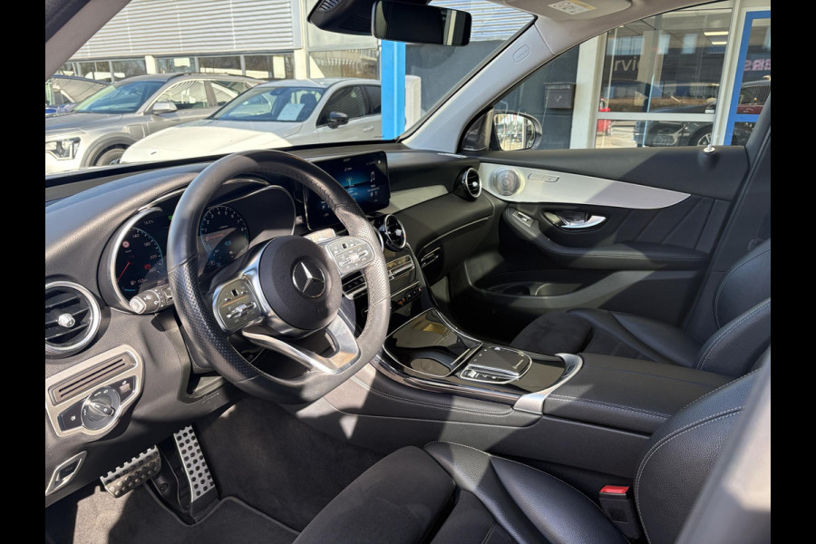 Mercedes-Benz GLC 300e 4MATIC AMG Line 320pk | PHEV | Panoramadak | Stoelverwarming | Burmeister | 360 Camera | Adaptive Cruise |