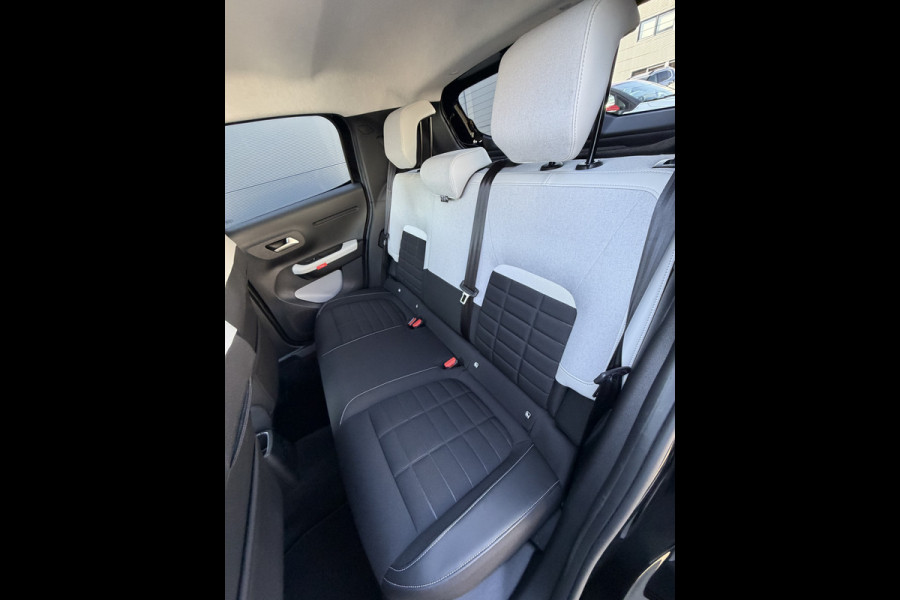 Citroën C3 100pk Max (Camera - Automatische Airco - LED - Navigatie - Parkeersensoren)