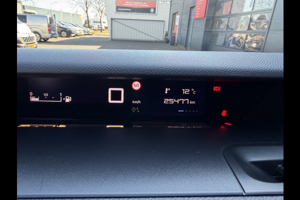 Citroën C3 100pk Max (Camera - Automatische Airco - LED - Navigatie - Parkeersensoren)