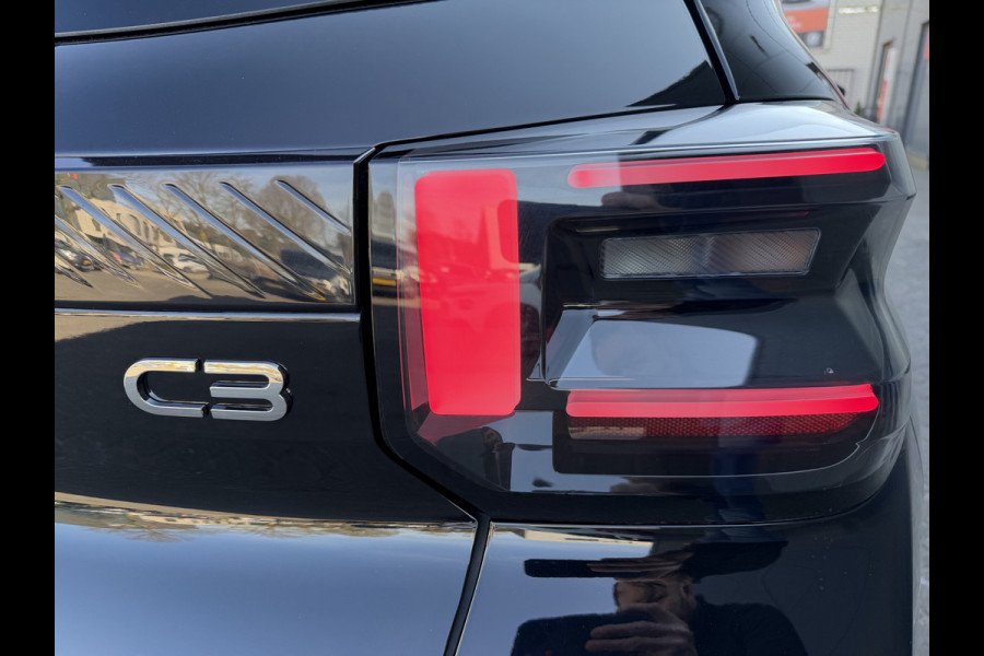 Citroën C3 100pk Max (Camera - Automatische Airco - LED - Navigatie - Parkeersensoren)