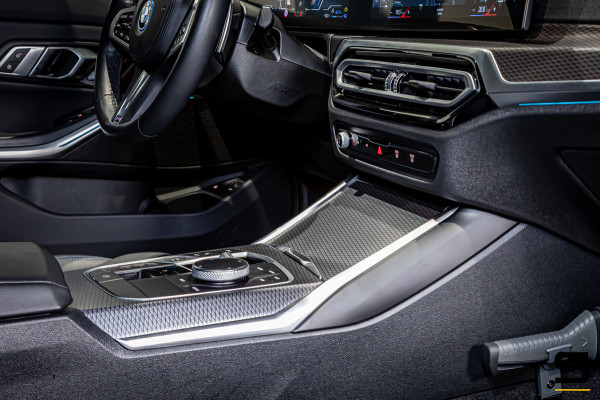 BMW 3 Serie Touring 330e|M-sportPro|Trekhaak|Cam|HUD|Acc