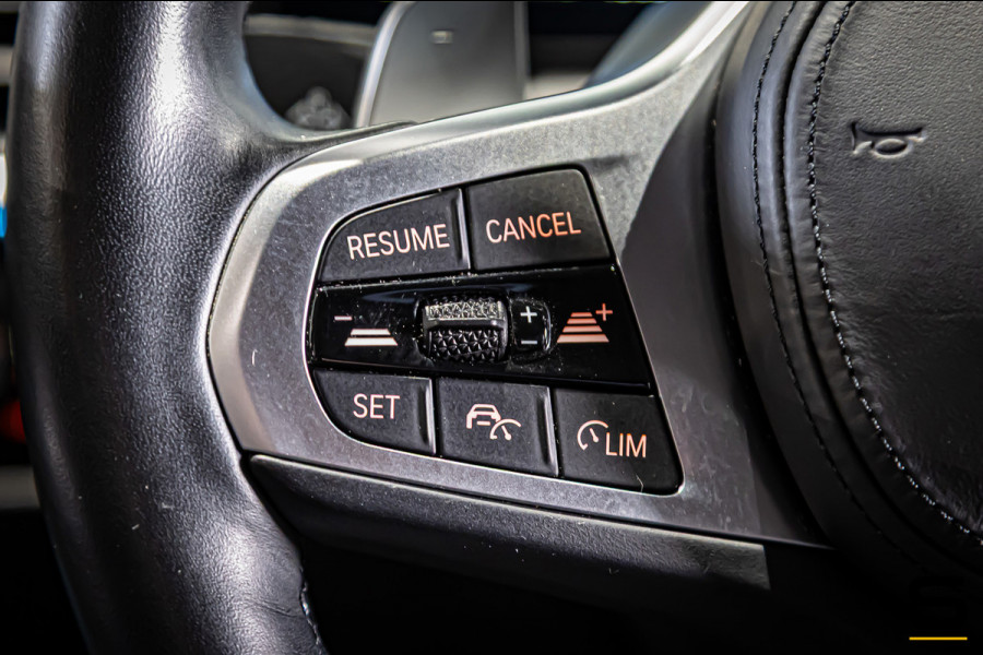 BMW 3 Serie Touring 330e|M-sportPro|Trekhaak|Cam|HUD|Acc