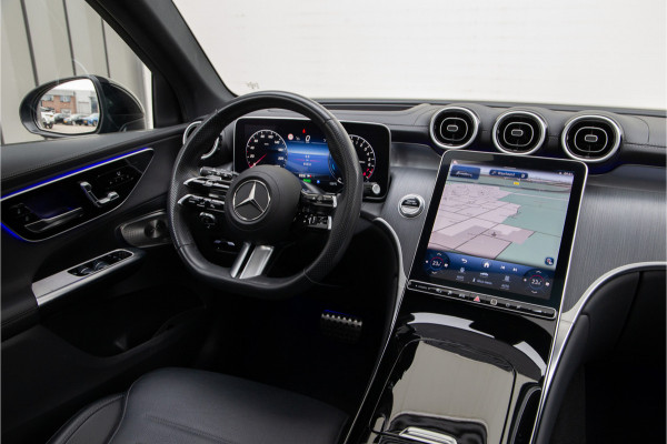Mercedes-Benz GLC 300e 4MATIC AMG Premium Plus, Pano, Burmester, Head-up, Nightpack