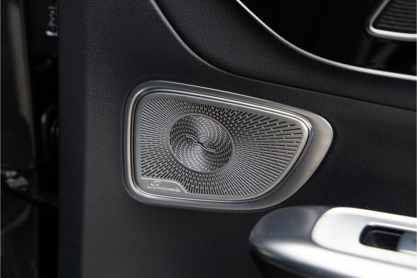 Mercedes-Benz GLC 300e 4MATIC AMG Premium Plus, Pano, Burmester, Head-up, Nightpack