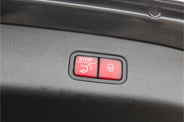 Mercedes-Benz GLC 300e 4MATIC AMG Premium Plus, Pano, Burmester, Head-up, Nightpack