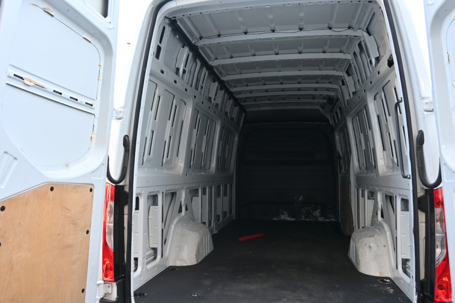 Mercedes-Benz Sprinter 314 CDI L3H2 MBUX met camera