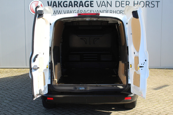 Ford Transit Connect 1.0-100pk Ecoboost Lengte 2 Trend. Dames, heren ondernemers èn particulieren LET OP, UNIEK: 100pk benzine uitv. ! Airco, beklede laadruimte, schuifdeur re., spiegels verwarmb., telefoonvoorb., pdc achter, 4x all season banden etc.