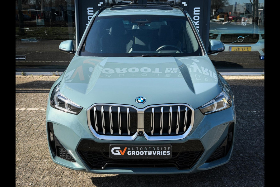 BMW X1 xDrive25e M-Sport|Panorama|HUD|LED