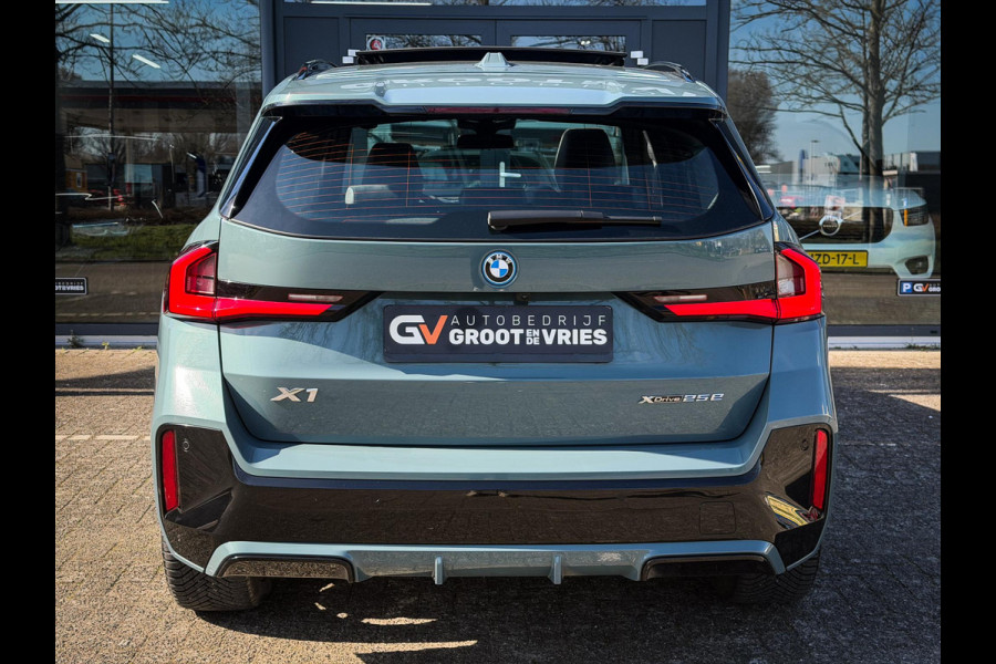 BMW X1 xDrive25e M-Sport|Panorama|HUD|LED