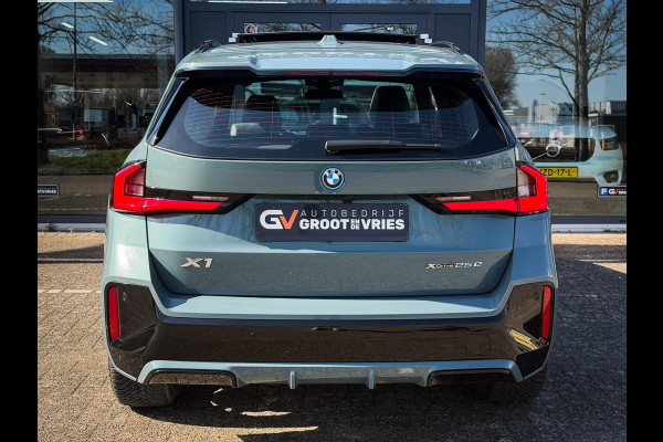 BMW X1 xDrive25e M-Sport|Panorama|HUD|LED