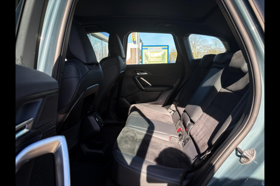 BMW X1 xDrive25e M-Sport|Panorama|HUD|LED