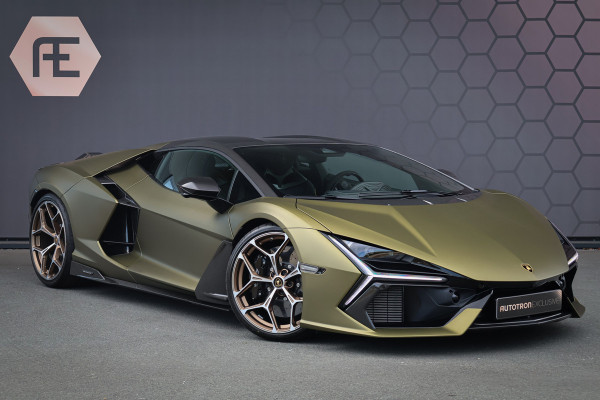 Lamborghini Revuelto | LIFT | CARBON IN & EXTERIEUR | PASSENGER DISPLAY | ADAPTIVE CRUISE | APPLE CARPLAY | SONUS FABER SOUND | PARKING PACK | HEADLA NEW