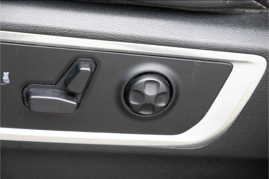 Dodge Ram 1500 5.7 V8 4x4 Crew Cab Laramie Pano, Leder, Harman Kardon, VOL 2020