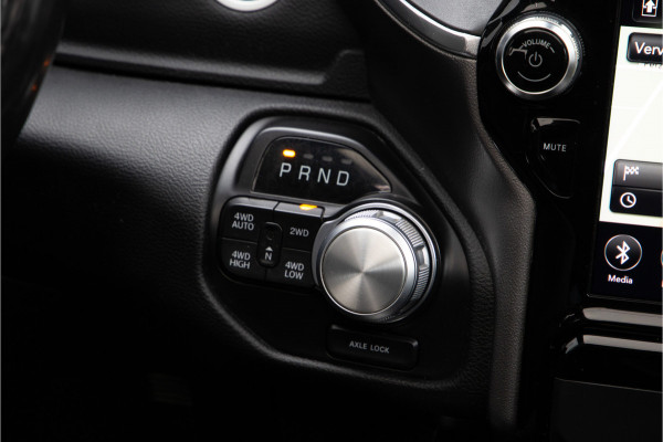 Dodge Ram 1500 5.7 V8 4x4 Crew Cab Laramie Pano, Leder, Harman Kardon, VOL 2020