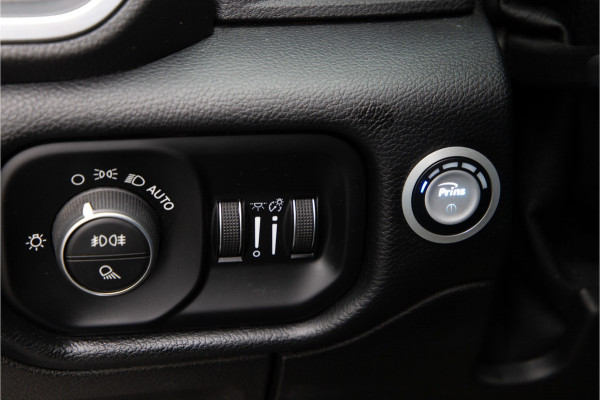 Dodge Ram 1500 5.7 V8 4x4 Crew Cab Laramie Pano, Leder, Harman Kardon, VOL 2020