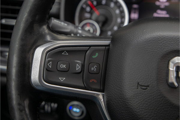 Dodge Ram 1500 5.7 V8 4x4 Crew Cab Laramie Pano, Leder, Harman Kardon, VOL 2020