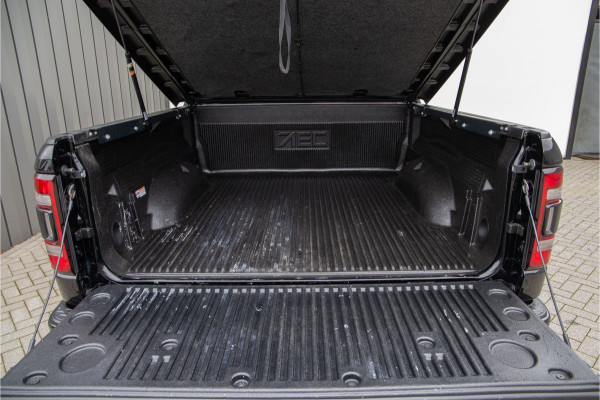 Dodge Ram 1500 5.7 V8 4x4 Crew Cab Laramie Pano, Leder, Harman Kardon, VOL 2020