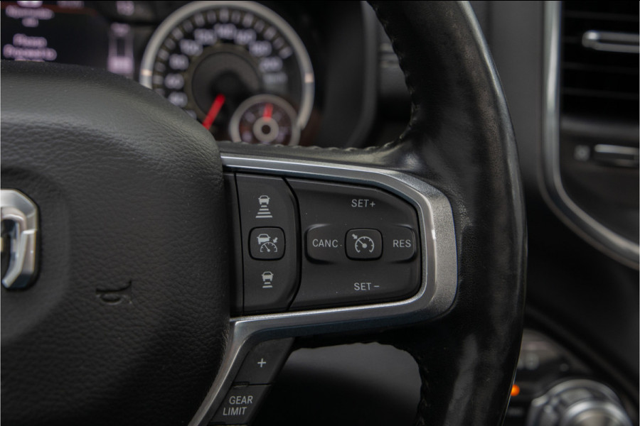 Dodge Ram 1500 5.7 V8 4x4 Crew Cab Laramie Pano, Leder, Harman Kardon, VOL 2020