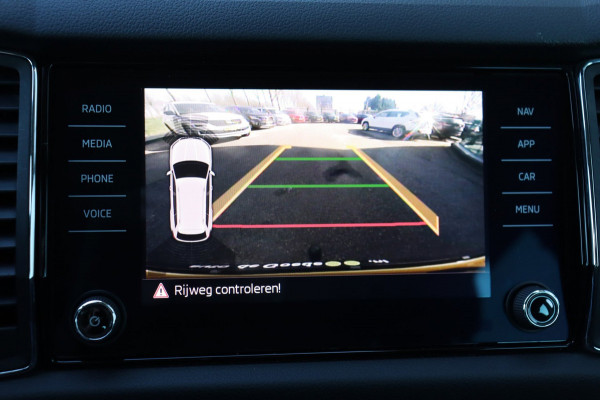 Škoda Kodiaq 1.5 TSI Bus. Ed. 7peroons org.NL trekhaak digitaal-dashboard camera stoelverw