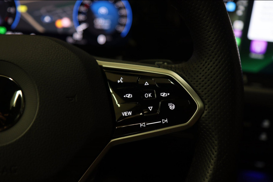 Volkswagen Golf 1.4 eHybrid GTE /PANO/NARDO/IQLIGHT/CARPLAY/ACC/VOL