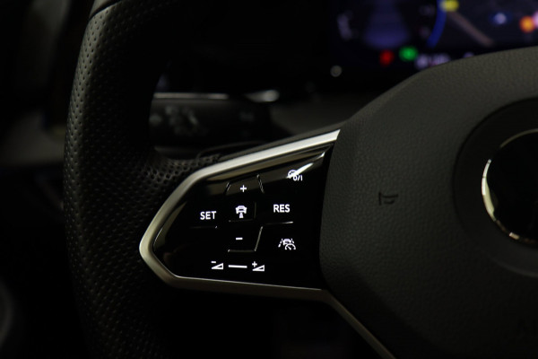 Volkswagen Golf 1.4 eHybrid GTE /PANO/NARDO/IQLIGHT/CARPLAY/ACC/VOL