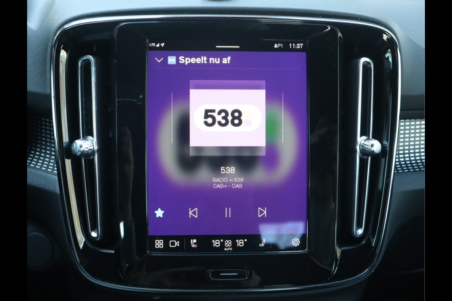 Volvo XC40 Recharge P8 AWD R-Design Navi / Trekh / Elekramen / Camera / SOH 91,68