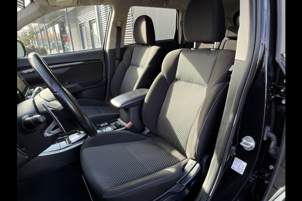 Mitsubishi Outlander BWJ 2021 | 2.4 225PK PHEV Pure | CLIMA | NAVI | STOELVERW | LEDER | CAMERA A | CARPLAY |