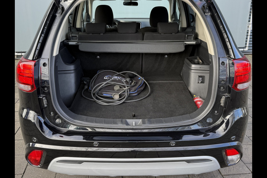Mitsubishi Outlander BWJ 2021 | 2.4 225PK PHEV Pure | CLIMA | NAVI | STOELVERW | LEDER | CAMERA A | CARPLAY |