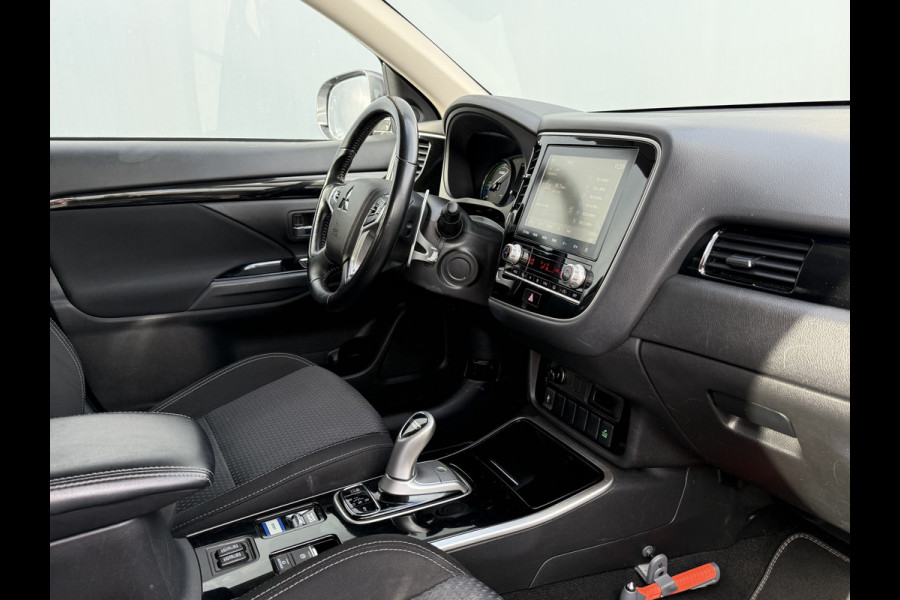 Mitsubishi Outlander BWJ 2021 | 2.4 225PK PHEV Pure | CLIMA | NAVI | STOELVERW | LEDER | CAMERA A | CARPLAY |