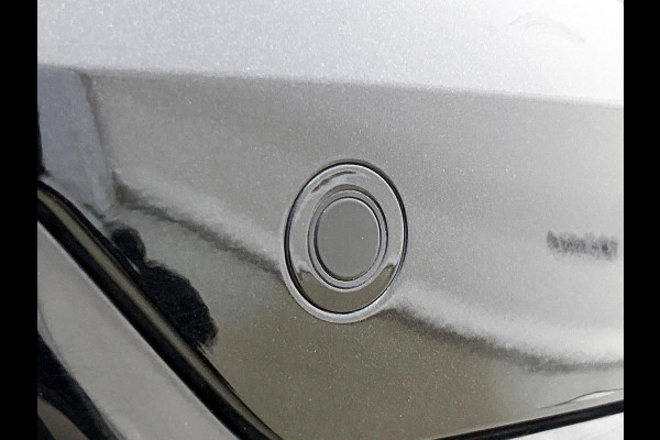 BMW 3 Serie Touring 330e High Executive Black Line | Sport Line | TREKHAAK | CARPLAY