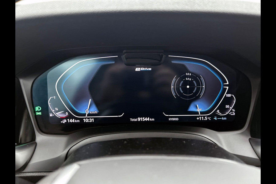 BMW 3 Serie Touring 330e High Executive Black Line | Sport Line | TREKHAAK | CARPLAY