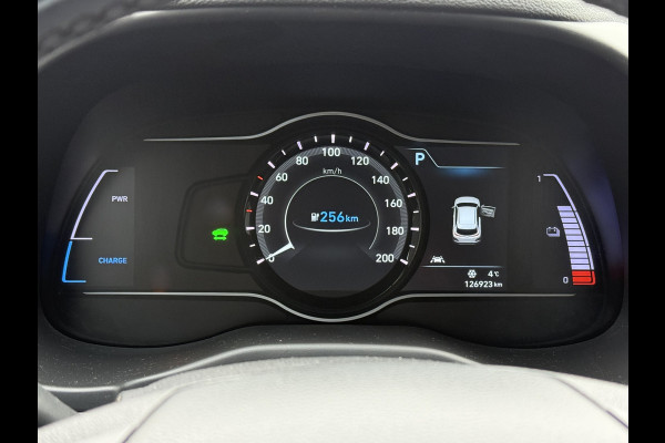Hyundai Kona BWJ 12-2020 | SOH 94,9% EV Comfort 64 kWh | CLIMA | CAMERA A | LICHTMETAAL | PDC | NAVI