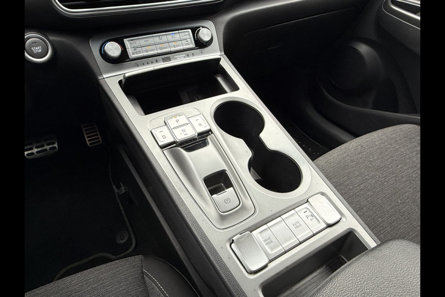 Hyundai Kona BWJ 12-2020 | SOH 94,9% EV Comfort 64 kWh | CLIMA | CAMERA A | LICHTMETAAL | PDC | NAVI