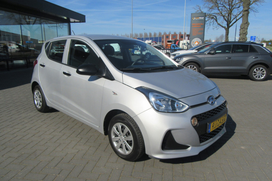 Hyundai i10 1.0i i-Motion, Airco, 4 Seizoenenbanden