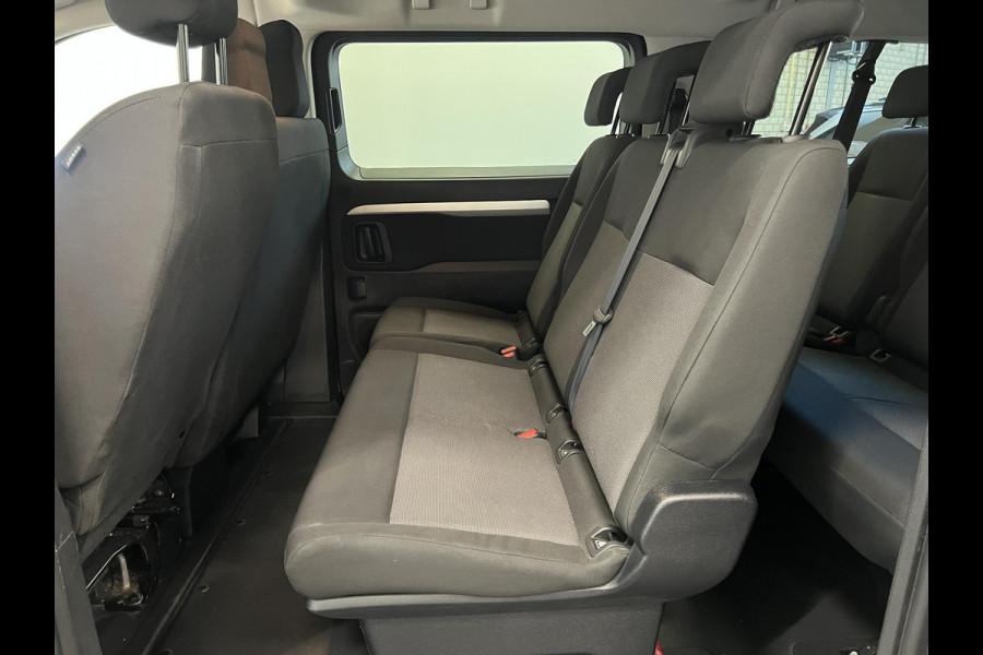 Toyota PROACE Electric Verso L2 Automaat 75 kWh 9 pers. | Apple Carplay/Android Auto | Climate Control | Cruise Control | Navigatie |