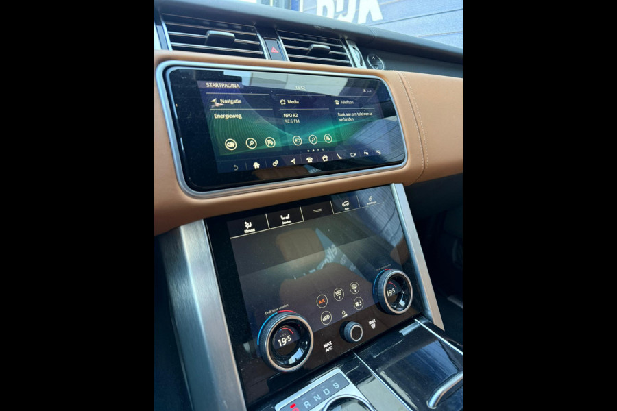 Land Rover Range Rover P400e Autobiography Panoramadak Luchtvering Head-up display Lederen bekleding Drive Pro Pack 360 camera Stoel ventilatie