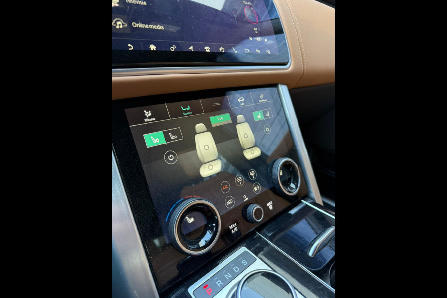 Land Rover Range Rover P400e Autobiography Panoramadak Luchtvering Head-up display Lederen bekleding Drive Pro Pack 360 camera Stoel ventilatie