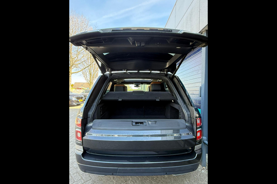 Land Rover Range Rover P400e Autobiography Panoramadak Luchtvering Head-up display Lederen bekleding Drive Pro Pack 360 camera Stoel ventilatie