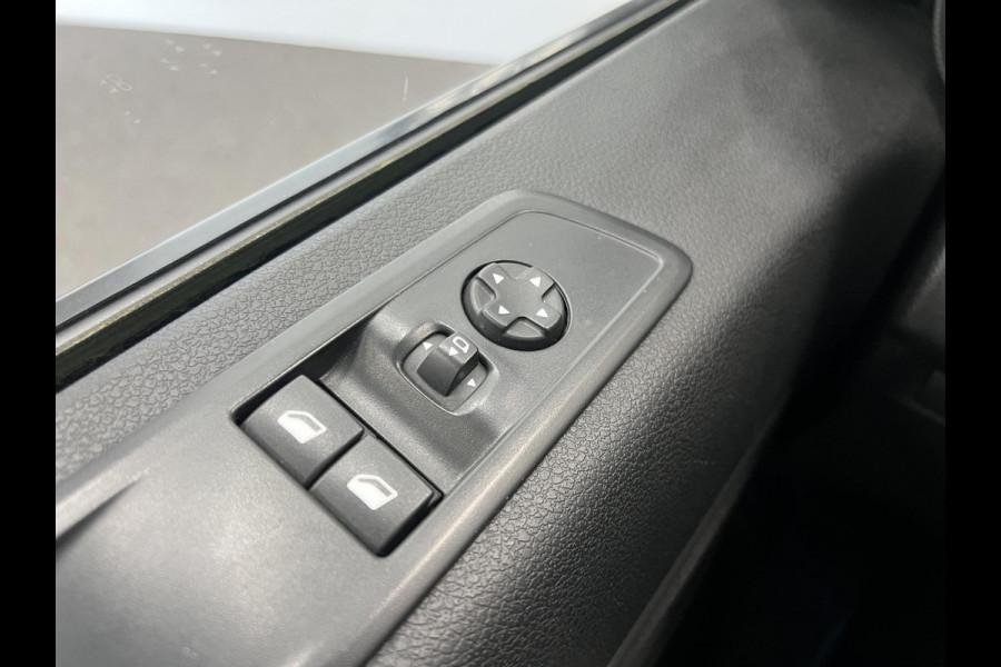 Toyota PROACE Electric Verso L2 Extra Range Cool 75 kWh 9p Personen bus | Climate Control | Apple Carplay/Android Auto | Parkeer sensoren | Cruise Control | Bumpers in kleur