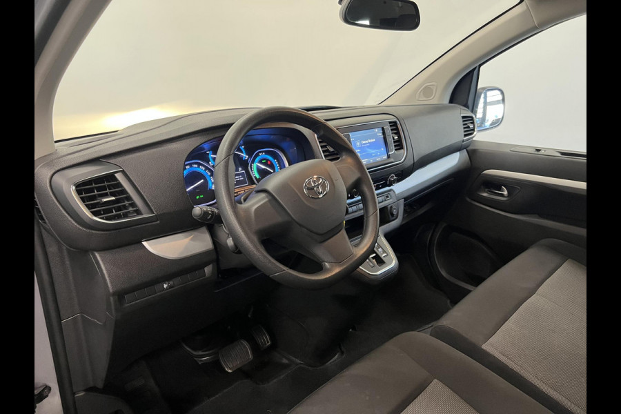Toyota PROACE Electric Verso L2 Extra Range Cool 75 kWh 9p Personen bus | Climate Control | Apple Carplay/Android Auto | Parkeer sensoren | Cruise Control | Bumpers in kleur