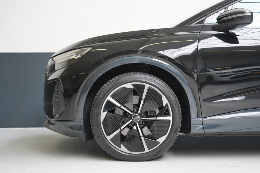 Audi Q4 e-tron 40 Launch edition Advanced Plus 77 kWh | SoH 93% | Panoramadak | Adaptive Cruise | Navigatie | Carplay | Stoelverwarming