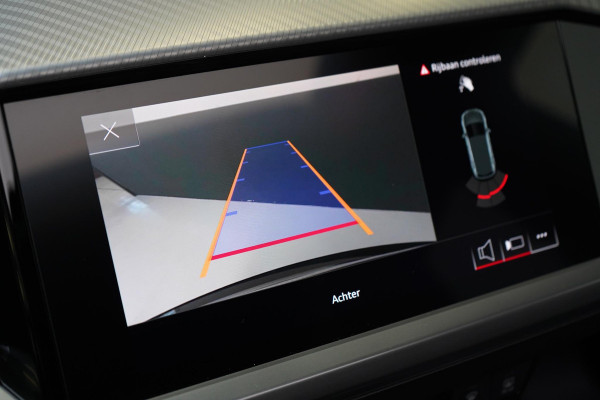 Audi Q4 e-tron 40 Launch edition Advanced Plus 77 kWh | SoH 93% | Panoramadak | Adaptive Cruise | Navigatie | Carplay | Stoelverwarming