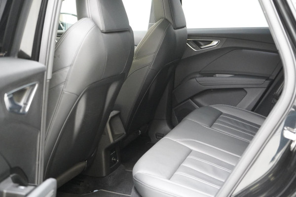 Audi Q4 e-tron 40 Launch edition Advanced Plus 77 kWh | SoH 93% | Panoramadak | Adaptive Cruise | Navigatie | Carplay | Stoelverwarming