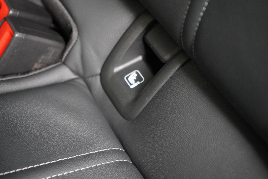 Audi Q4 e-tron 40 Launch edition Advanced Plus 77 kWh | SoH 93% | Panoramadak | Adaptive Cruise | Navigatie | Carplay | Stoelverwarming