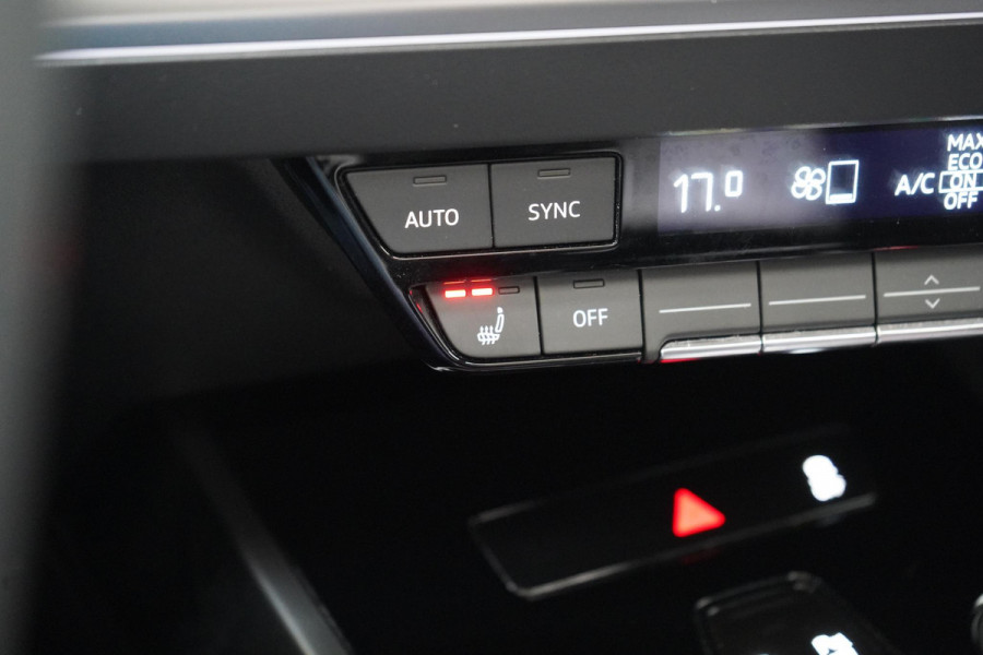 Audi Q4 e-tron 40 Launch edition Advanced Plus 77 kWh | SoH 93% | Panoramadak | Adaptive Cruise | Navigatie | Carplay | Stoelverwarming