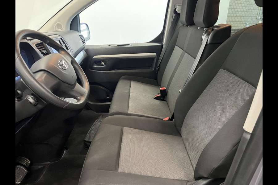 Toyota PROACE Electric Verso L2 Extra Range Cool 75 kWh 9p Personen bus | Climate Control | Apple Carplay/Android Auto | Parkeer sensoren | Cruise Control | Bumpers in kleur