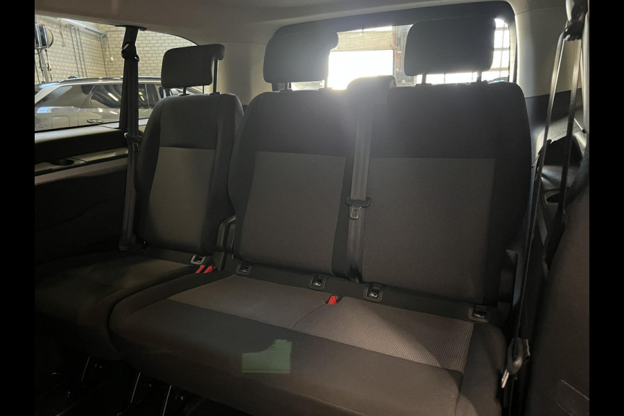 Toyota PROACE Electric Verso L2 Extra Range Cool 75 kWh 9p Personen bus | Climate Control | Apple Carplay/Android Auto | Parkeer sensoren | Cruise Control | Bumpers in kleur